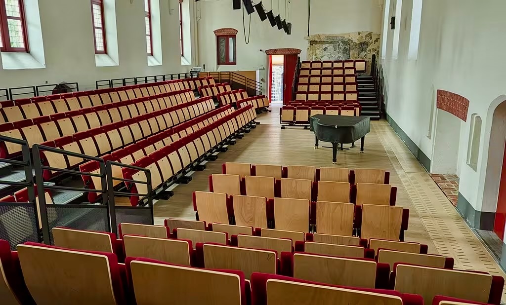 De Bijloke Muziekcentrum Gent view of the venue with a piano on stage